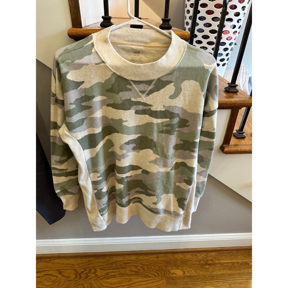 aerie xs camo sweatshirt